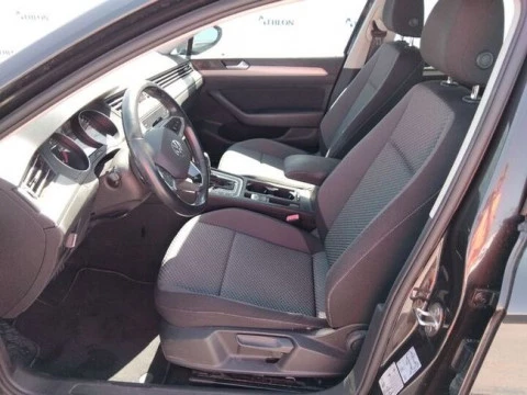 Volkswagen Passat Variant Business 2.0 TDI 90kW(122CV) DSG