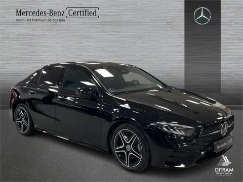 Mercedes-Benz Clase A 180 Sedán