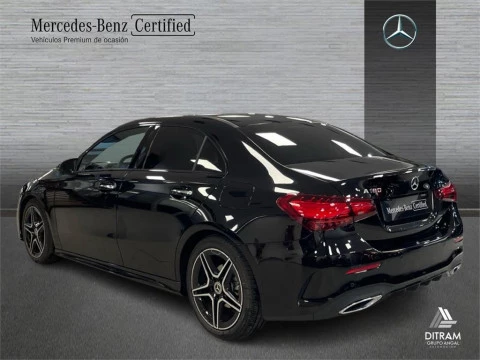 Mercedes-Benz Clase A 180 Sedán