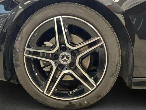 Mercedes-Benz Clase A 180 Sedán