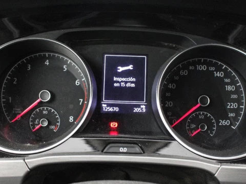 Volkswagen Touran 1.4 TSI ADVANCE BMT 150 5P 7 Plazas