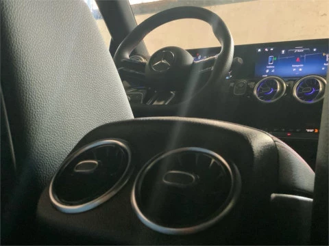 Mercedes-Benz CLA 250 e