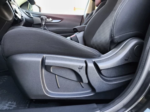 Nissan Qashqai DIG-T 115 Acenta 85 kW (115 CV)