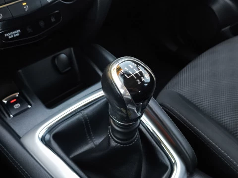 Nissan Qashqai DIG-T 115 Acenta 85 kW (115 CV)