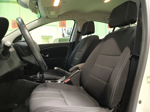 Renault Fluence 1.6 16v Limited 81 kW (110 CV)