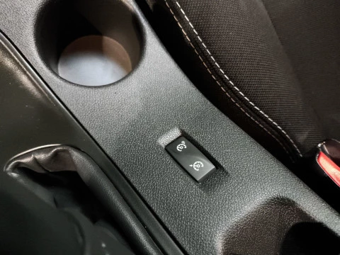 Renault Fluence 1.6 16v Limited 81 kW (110 CV)