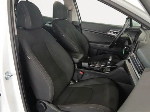 Kia Sportage 1.6 CRDi MHEV Business 4x2 DCT 100 kW (136 CV)