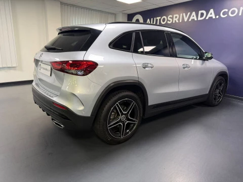 Mercedes-Benz GLA GLA 200 D