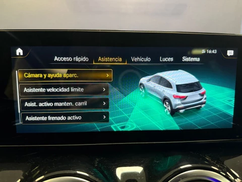 Mercedes-Benz GLA GLA 200 D