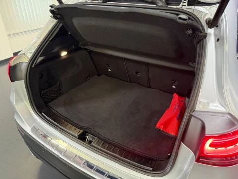 Mercedes-Benz GLA GLA 200 D