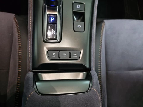 Lexus LBX 1.5 136cv HEV Cool+