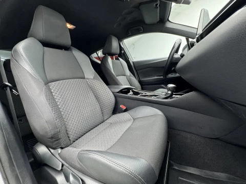 Toyota C-HR 2.0 180H Advance