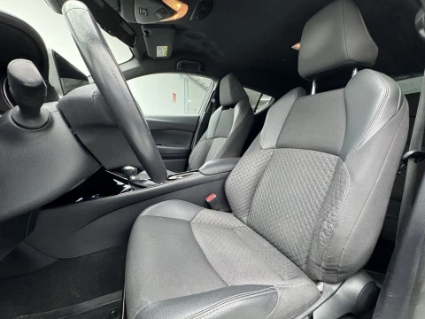 Toyota C-HR 2.0 180H Advance