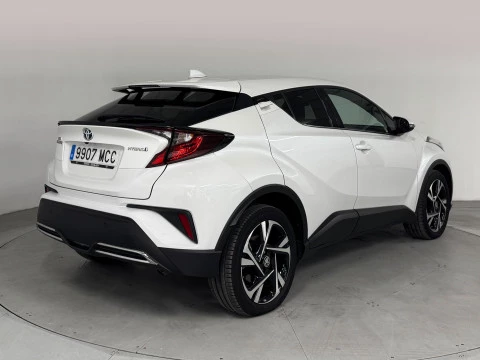 Toyota C-HR 2.0 180H Advance