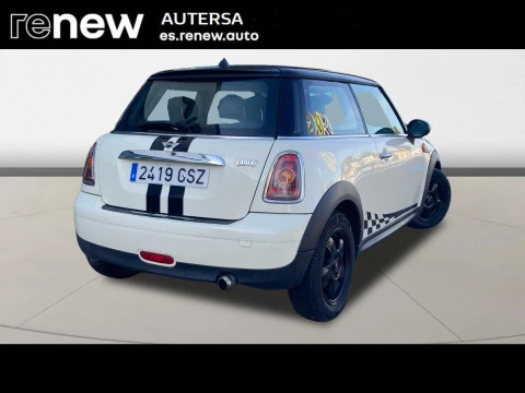 MINI R56 Mini One 75