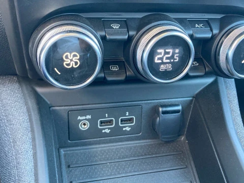 MINI R56 Mini One 75