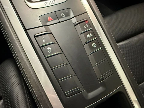 Porsche 718 Cayman S