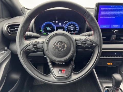Toyota Yaris 1.5 130H GR Sport