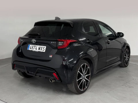 Toyota Yaris 1.5 130H GR Sport