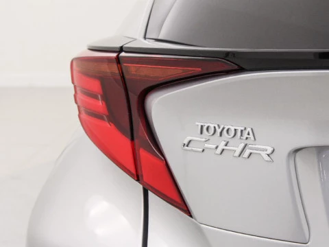 Toyota C-HR CH Toyota C-HR - MY22