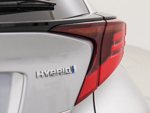 Toyota C-HR CH Toyota C-HR - MY22