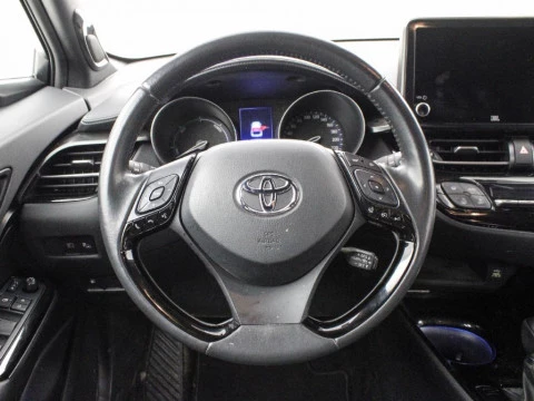 Toyota C-HR CH Toyota C-HR - MY22
