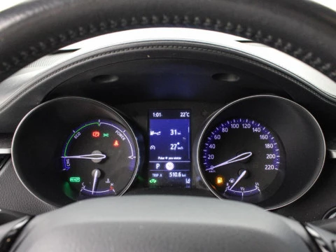 Toyota C-HR CH Toyota C-HR - MY22