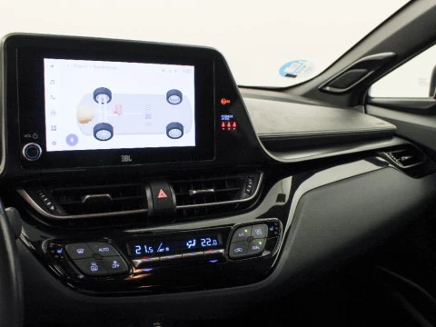 Toyota C-HR CH Toyota C-HR - MY22