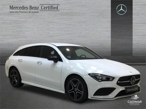 Mercedes-Benz CLA 200 D DCT Shooting Brake