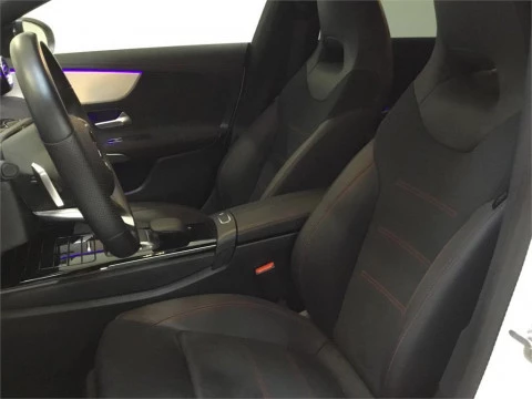 Mercedes-Benz CLA 200 D DCT Shooting Brake