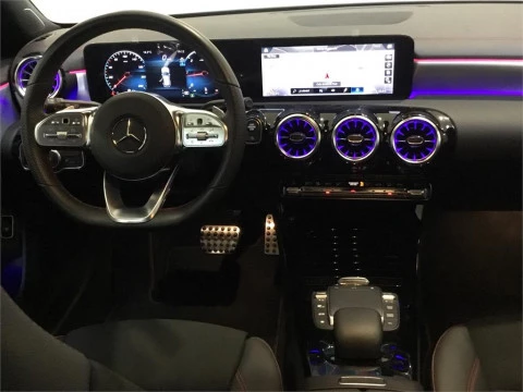 Mercedes-Benz CLA 200 D DCT Shooting Brake