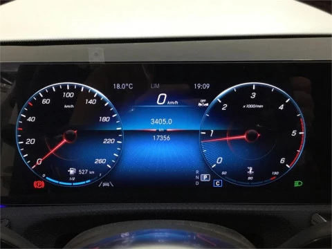 Mercedes-Benz CLA 200 D DCT Shooting Brake