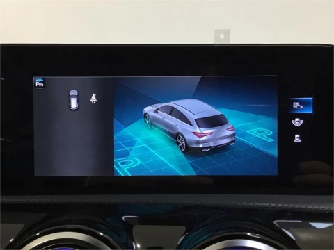 Mercedes-Benz CLA 200 D DCT Shooting Brake