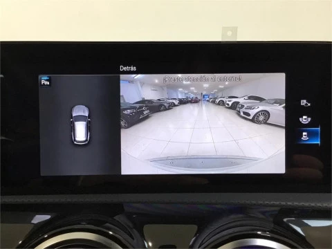 Mercedes-Benz CLA 200 D DCT Shooting Brake