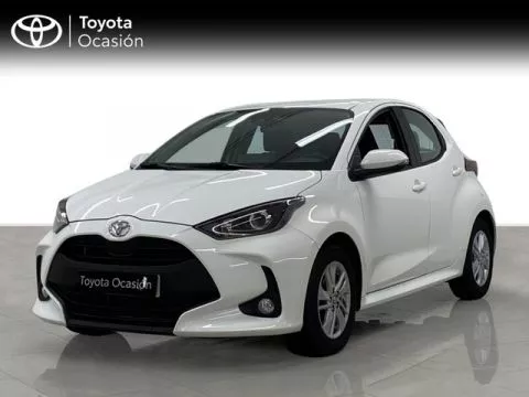 Toyota Yaris 120H Active Tech 85 kW (116 CV)