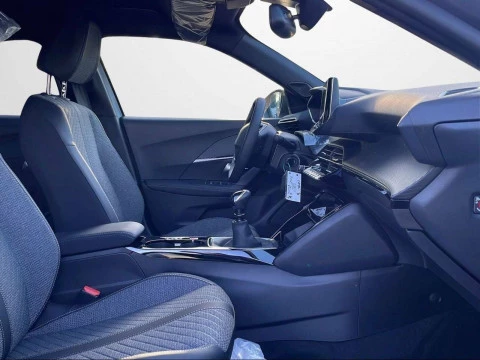 Peugeot 2008 Allure Puretech 100 S&S 6 Vel. MAN