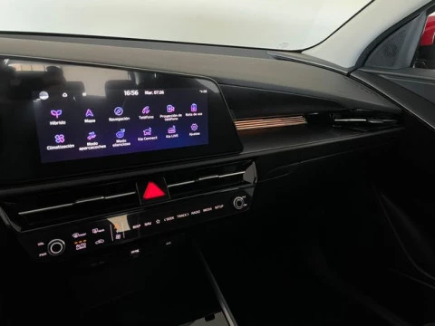 Kia Niro 1.6 GDi HEV 102kW (139CV) Drive