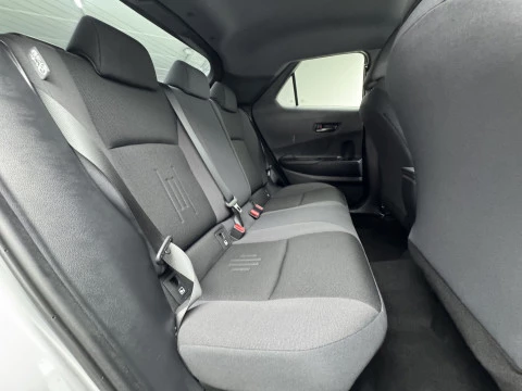 Toyota C-HR 1.8 Advance Hybrid 140