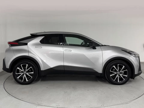 Toyota C-HR 1.8 Advance Hybrid 140