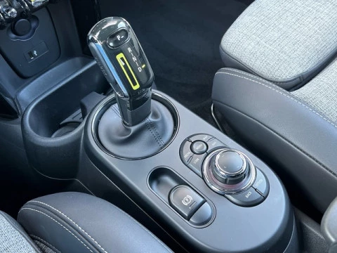 MINI Cooper  SE 135 kW (184 CV)