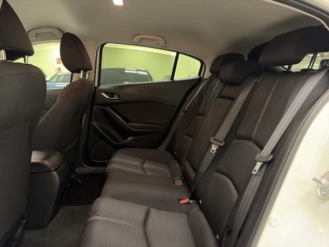 Mazda 3 2.2 SKYACTIV-D Zenith Auto 110 kW (150 CV)