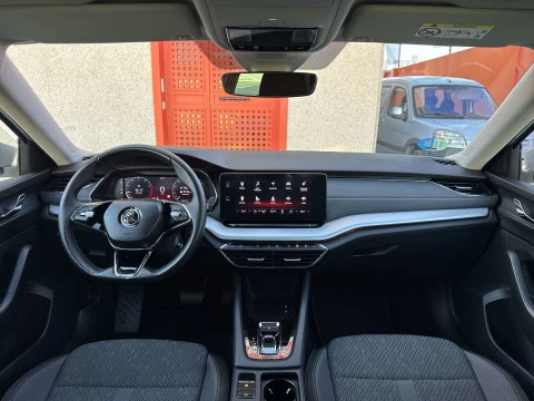 Skoda Octavia 1.5 TSI m-HEV Selection DSG 110 kW (150 CV)