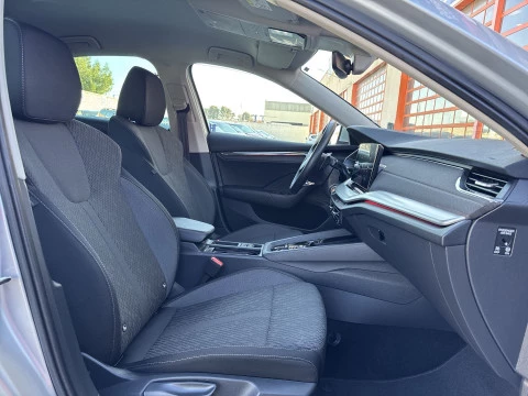 Skoda Octavia 1.5 TSI m-HEV Selection DSG 110 kW (150 CV)