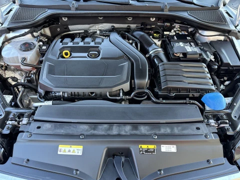 Skoda Octavia 1.5 TSI m-HEV Selection DSG 110 kW (150 CV)