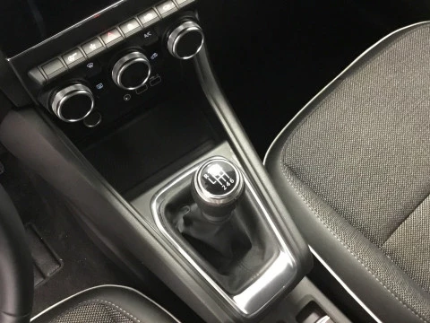 Renault Captur   TCe Techno 67kW