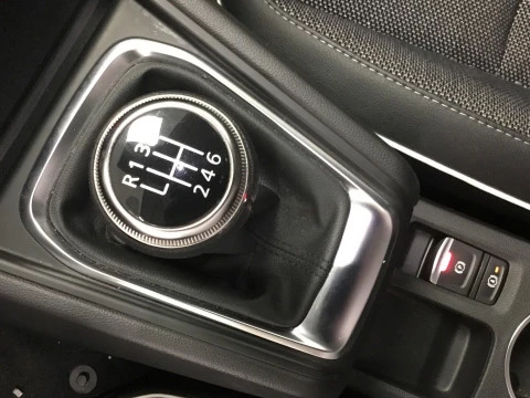 Renault Captur   TCe Techno 67kW