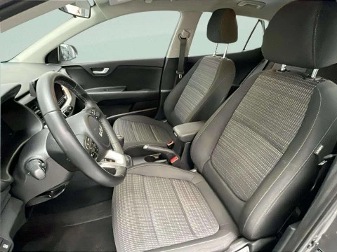Kia Stonic 1.0 T-GDI MHEV IMT 74KW BUSINESS 100 5P