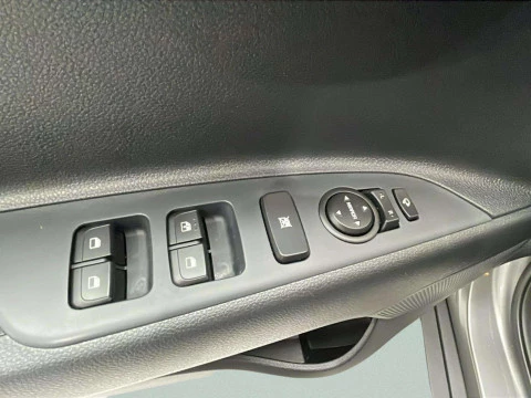 Kia Stonic 1.0 T-GDI MHEV IMT 74KW BUSINESS 100 5P