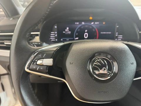 Skoda Kamiq 1.0 TSI Scout DSG 81 kW (110 CV)