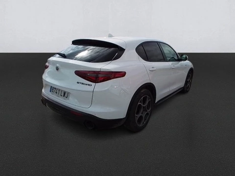 Alfa Romeo Stelvio 2.2 Diésel 140kW (190CV) Sprint+ Q4